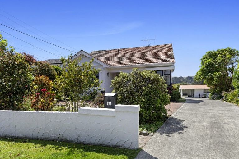 Photo of property in 18 Hathaway Avenue, Boulcott, Lower Hutt, 5010