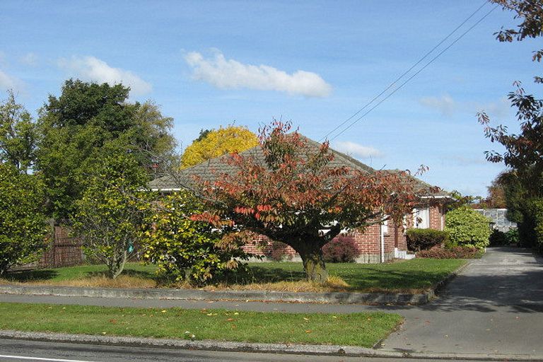Photo of property in 123 Maidstone Road, Ilam, Christchurch, 8041