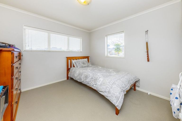 Photo of property in 19 Cairnsvale Rise, Manurewa, Auckland, 2105