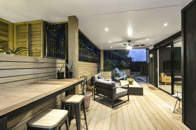 Photo of property in 57 Cilliers Drive, Silverdale, 0932