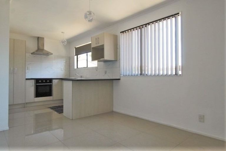 Photo of property in 1/194 Te Irirangi Drive, Flat Bush, Auckland, 2023