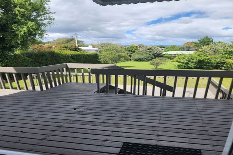 Photo of property in 302 Rangatira Road, Beach Haven, Auckland, 0626
