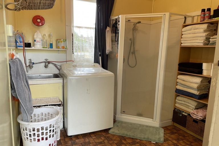 Photo of property in 416 Great North Road, Winton, 9720