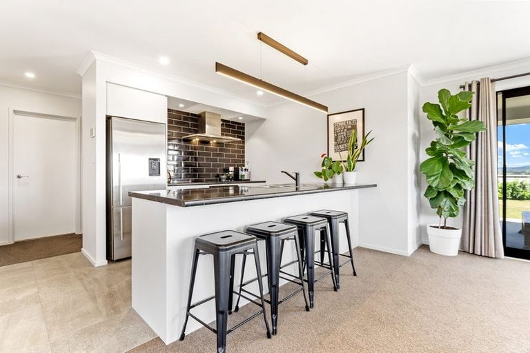 Photo of property in 17 Three Brothers Place, Warkworth, 0981