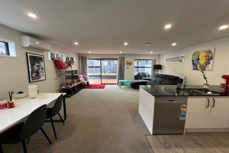 Photo of property in 7b Pakaraka Drive, Papakura, 2110