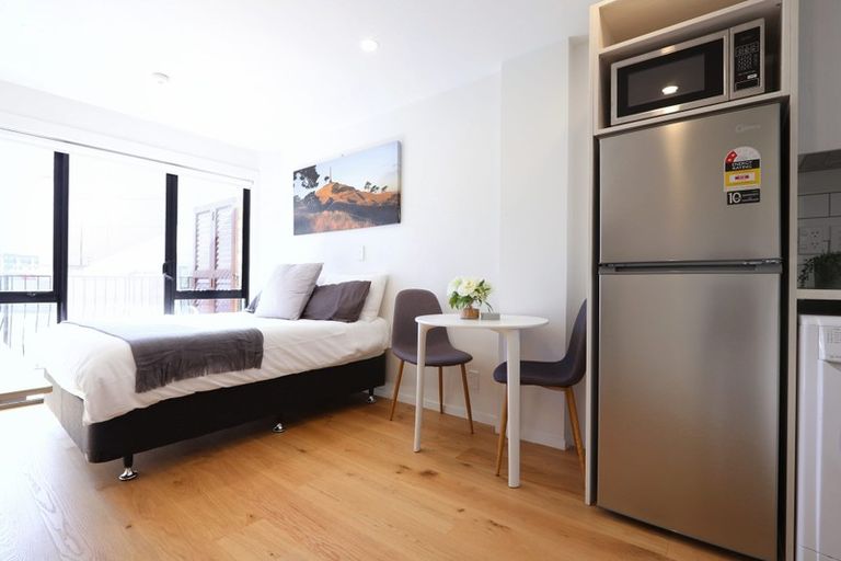 Photo of property in The Silo Apartments, 9j/23 Emily Place, Auckland Central, Auckland, 1010