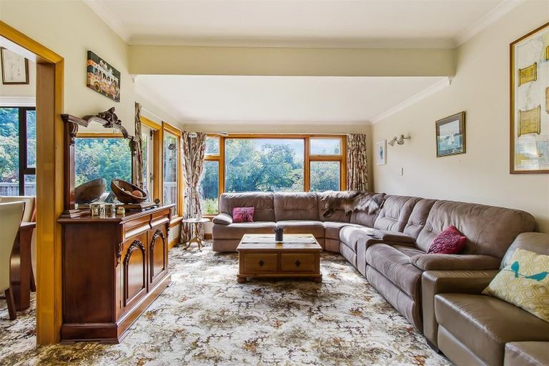 Photo of property in 72 Parsonage Road, Waimate, 7978