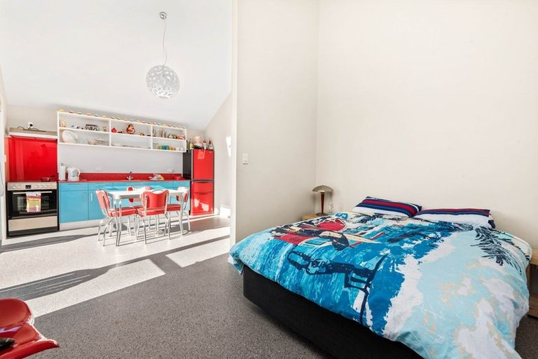 Photo of property in 76 West Meadows Drive, Wanaka, 9305