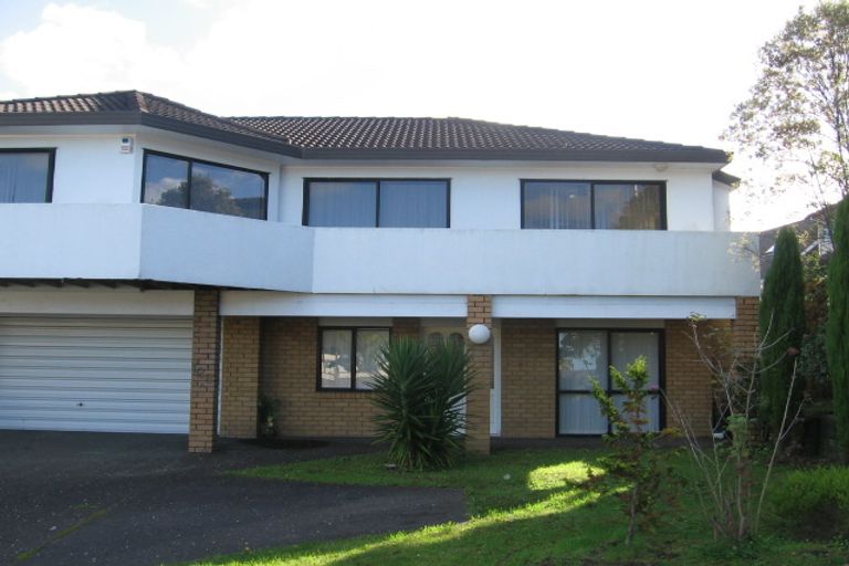 Photo of property in 1/123 Wiseley Road, West Harbour, Auckland, 0618