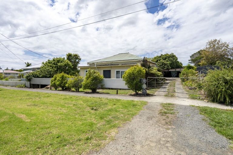 Photo of property in 17 Awakino Road, Dargaville, 0310