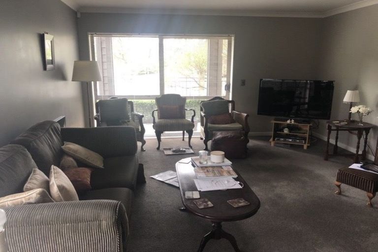 Photo of property in 42 Waterstone Avenue, Paraparaumu, 5032