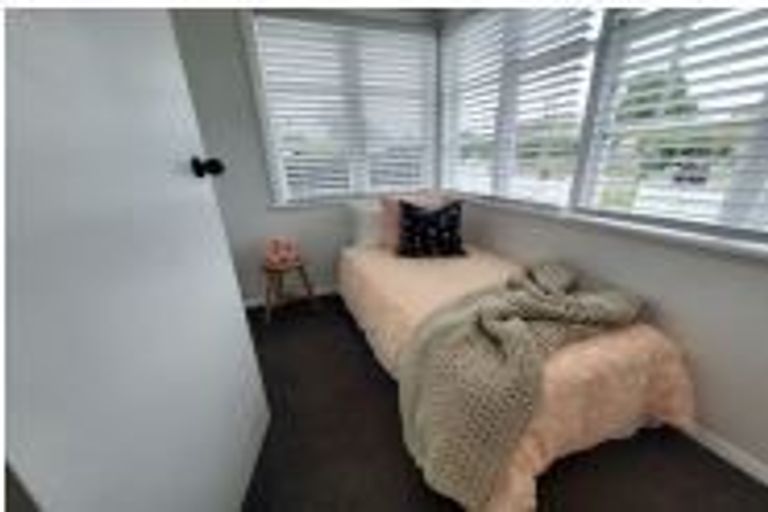 Photo of property in 129 Kerrs Road, Avonside, Christchurch, 8061