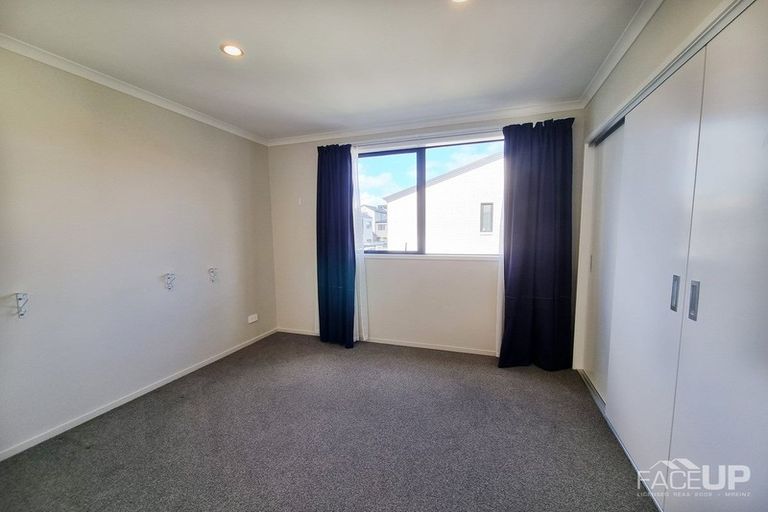Photo of property in 19 Kerewhenua Crescent, Hobsonville, Auckland, 0616