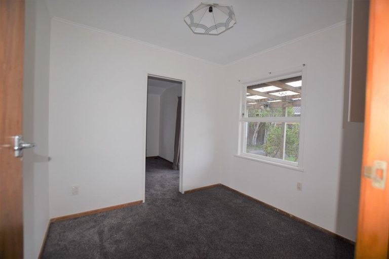 Photo of property in 20 Dellwood Avenue, Henderson, Auckland, 0612