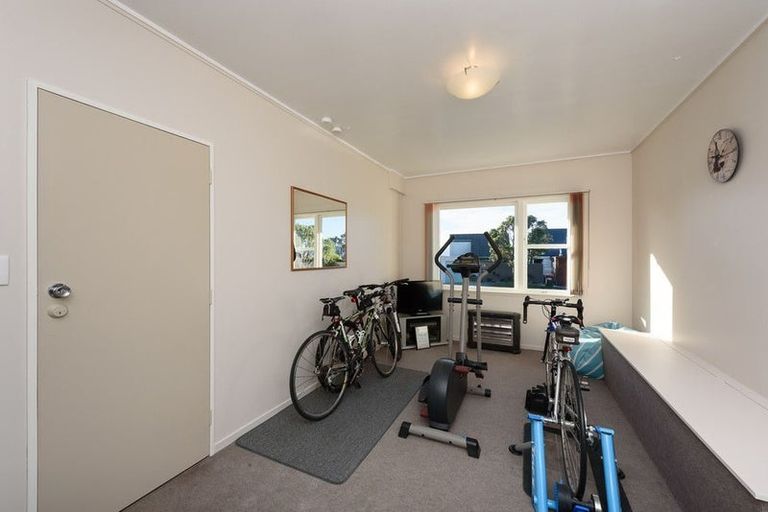 Photo of property in 15 Nagpur Terrace, Broadmeadows, Wellington, 6035
