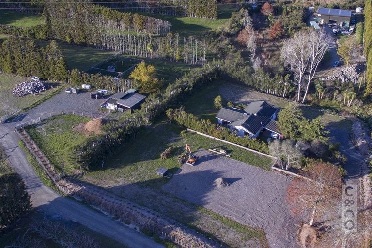 Photo of property in 902 Old North Road, Waimauku, 0882