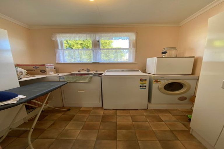 Photo of property in 331 Kairanga Bunnythorpe Road, Bunnythorpe, Palmerston North, 4478