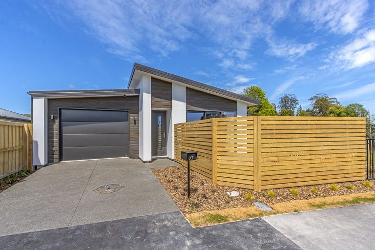 Photo of property in 27 Glendore Drive, Halswell, Christchurch, 8025