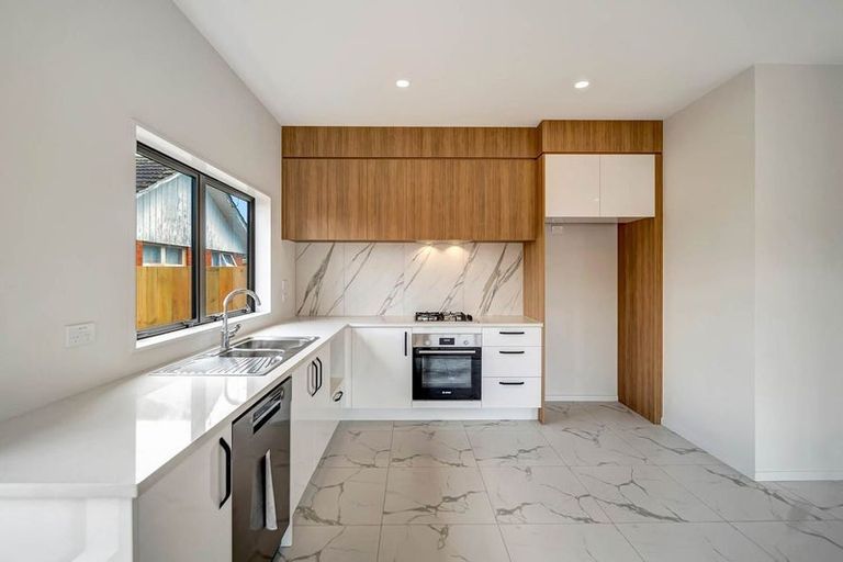 Photo of property in 24d Fernaig Street, Papakura, 2110