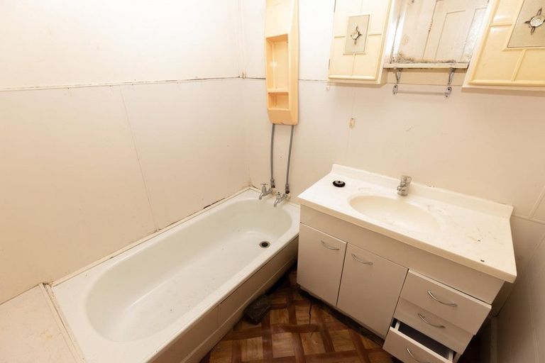 Photo of property in 6 Rochfort Street, Greymouth, 7805