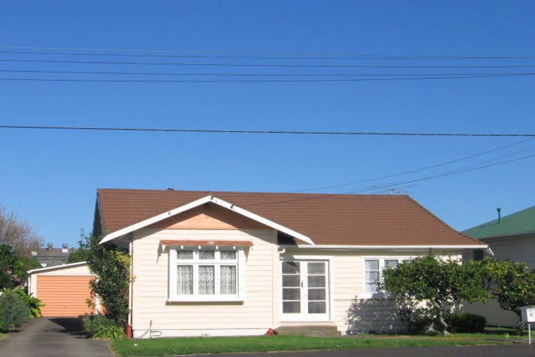 Photo of property in 16 Hume Street, Alicetown, Lower Hutt, 5010
