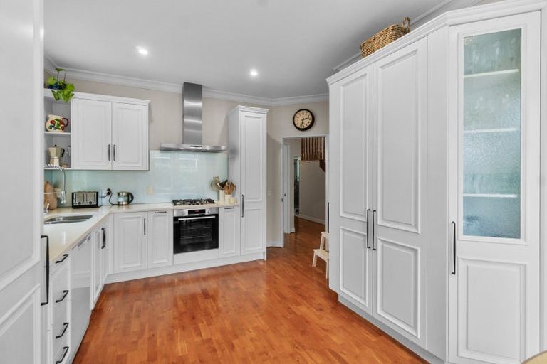 Photo of property in 43b Stanley Road, Stanley Point, Auckland, 0624