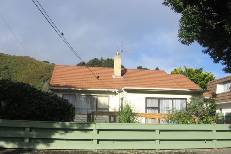 Photo of property in 17 Hayward Terrace, Waiwhetu, Lower Hutt, 5010