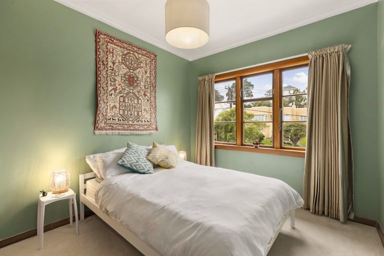 Photo of property in 9 David Crescent, Karori, Wellington, 6012