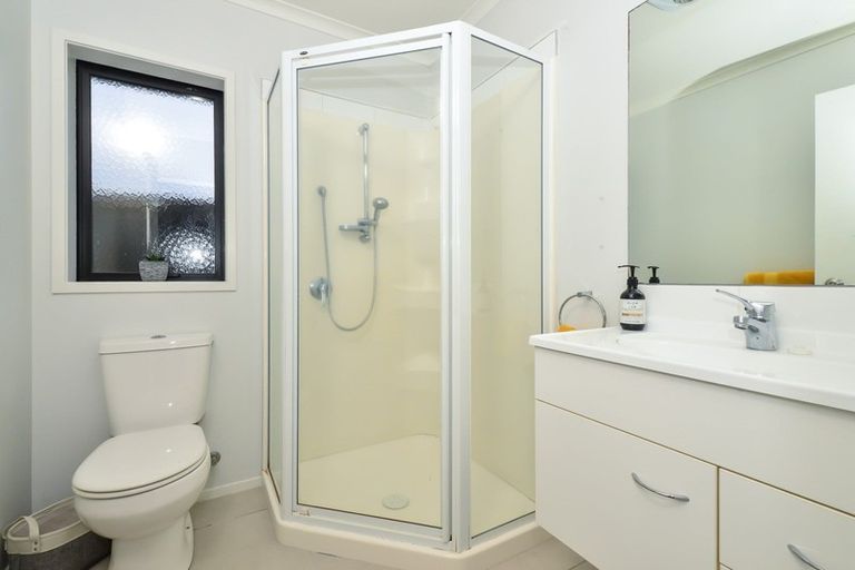 Photo of property in 11 Whitney Place, Rototuna North, Hamilton, 3210