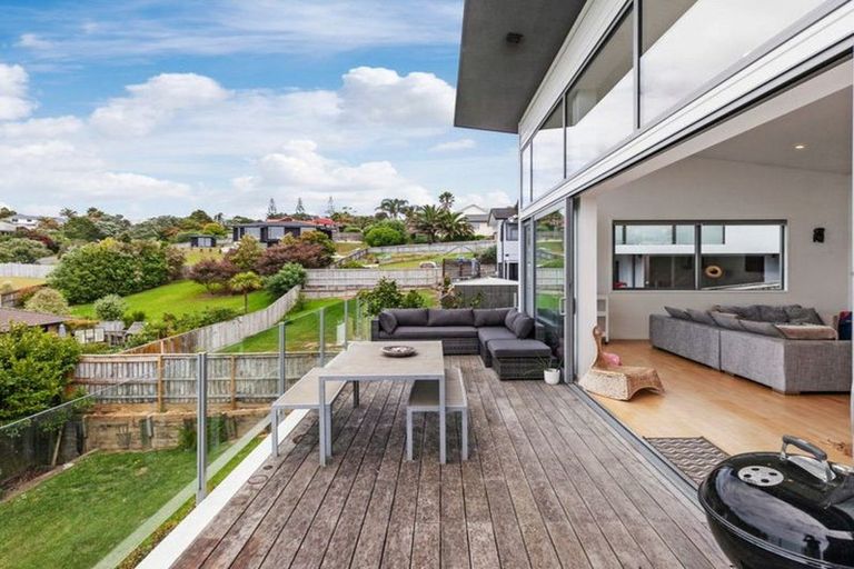 Photo of property in 1171 Whangaparaoa Road, Gulf Harbour, Whangaparaoa, 0930