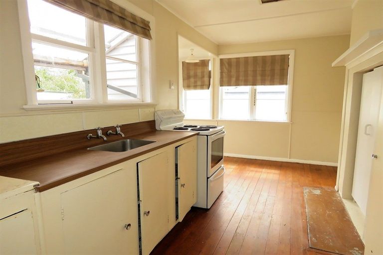 Photo of property in 178 Derby Street, Westport, 7825