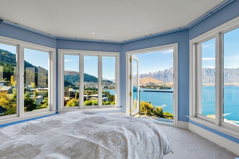 Photo of property in 4 Vanguard Lane, Fernhill, Queenstown, 9300
