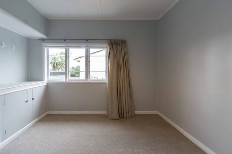 Photo of property in 48 Braid Road, St Andrews, Hamilton, 3200