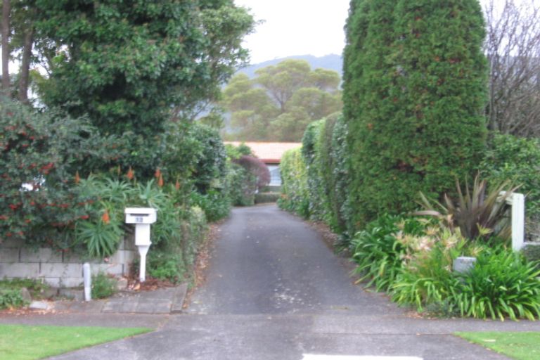 Photo of property in 13 Windsor Avenue, Waikanae, 5036