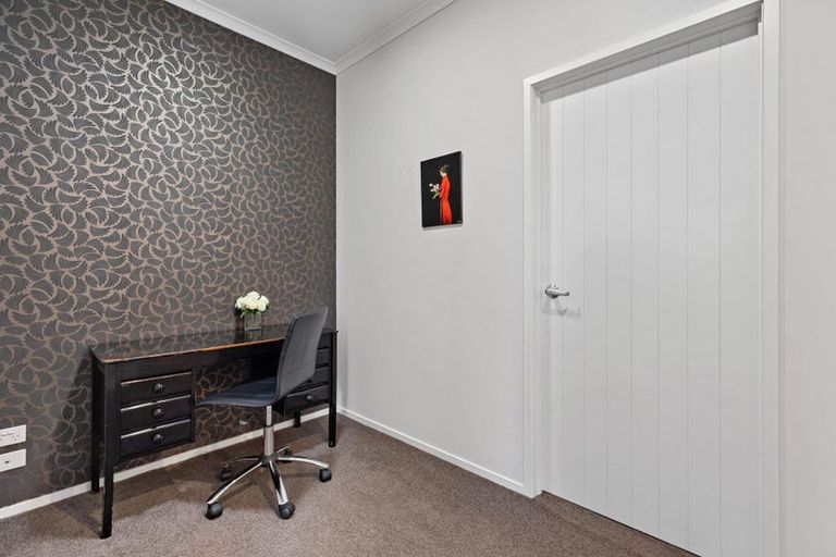 Photo of property in 1 Kapuka Street, Papamoa Beach, Papamoa, 3118