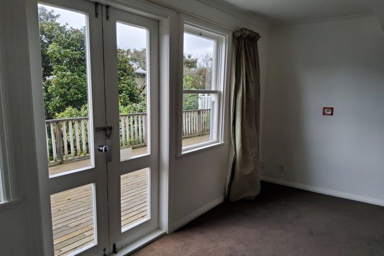 Photo of property in 221b The Terrace, Wellington Central, Wellington, 6011