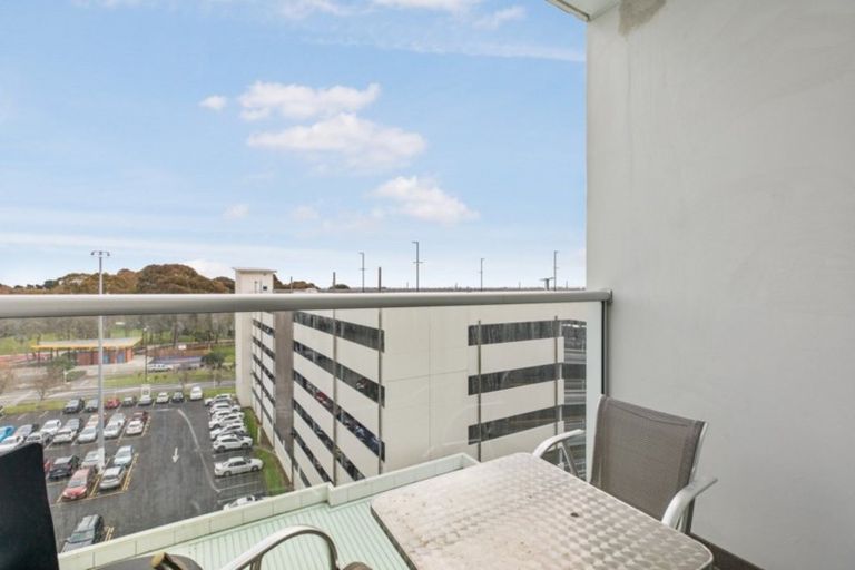 Photo of property in Proximity Apartments, 501/17 Osterley Way, Manukau, Auckland, 2104