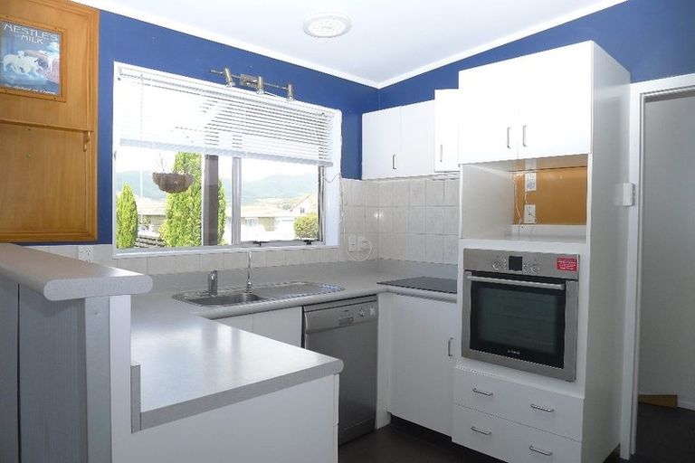 Photo of property in 1/17 Anaru Street, Raumati Beach, Paraparaumu, 5032