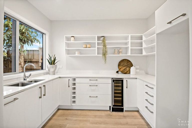 Photo of property in 284e Schnapper Rock Road, Schnapper Rock, Auckland, 0632