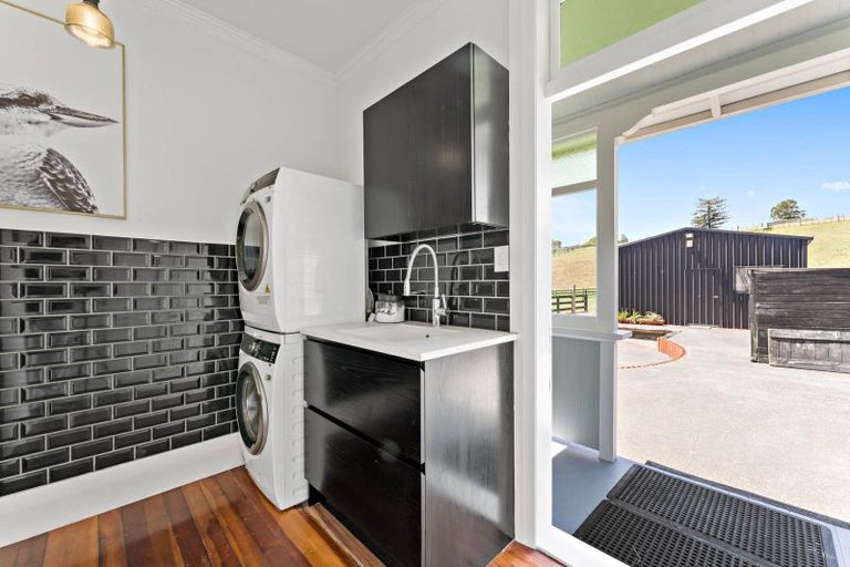 Photo of property in 1539 State Highway 16, Helensville, 0875