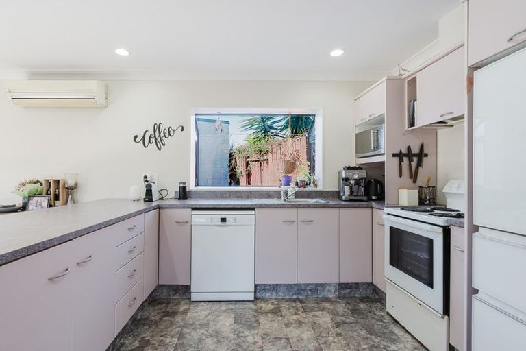 Photo of property in 15a Forest Lake Road, Forest Lake, Hamilton, 3200