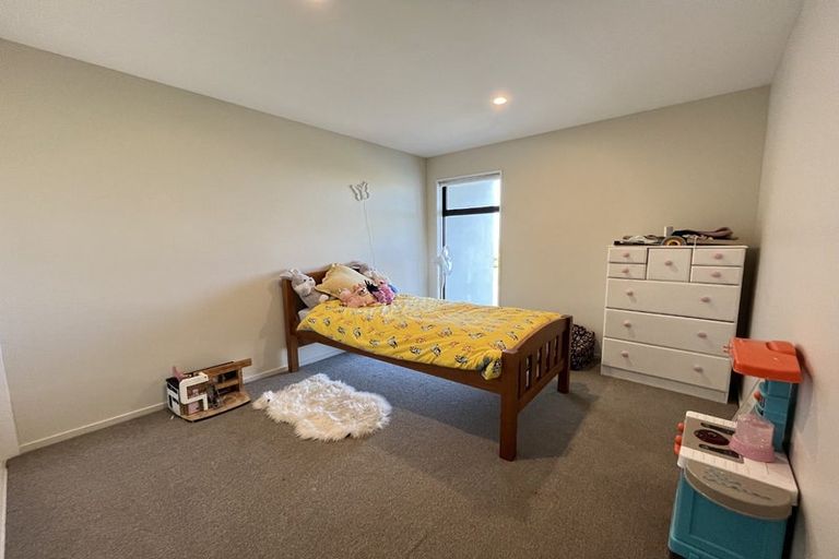 Photo of property in 85 Faringdon Boulevard, Rolleston, 7615