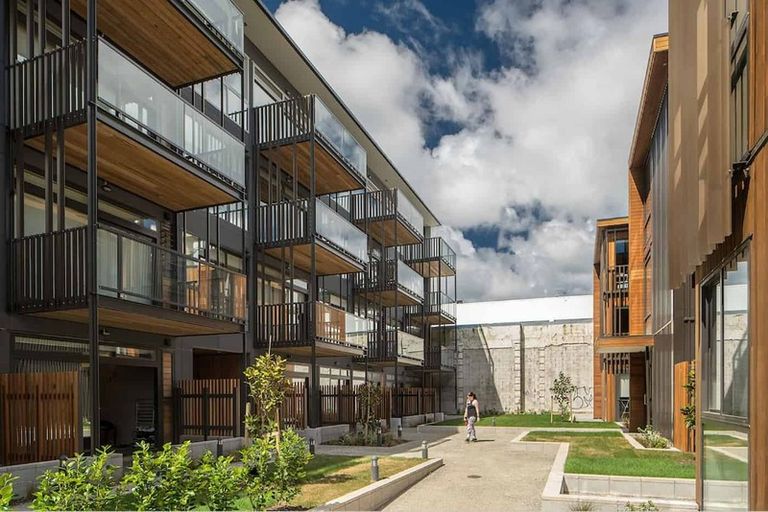 Photo of property in Vedado Apartments, 301/41 Hopper Street, Mount Cook, Wellington, 6011