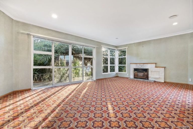 Photo of property in 330 Great South Road, Opaheke, Papakura, 2113