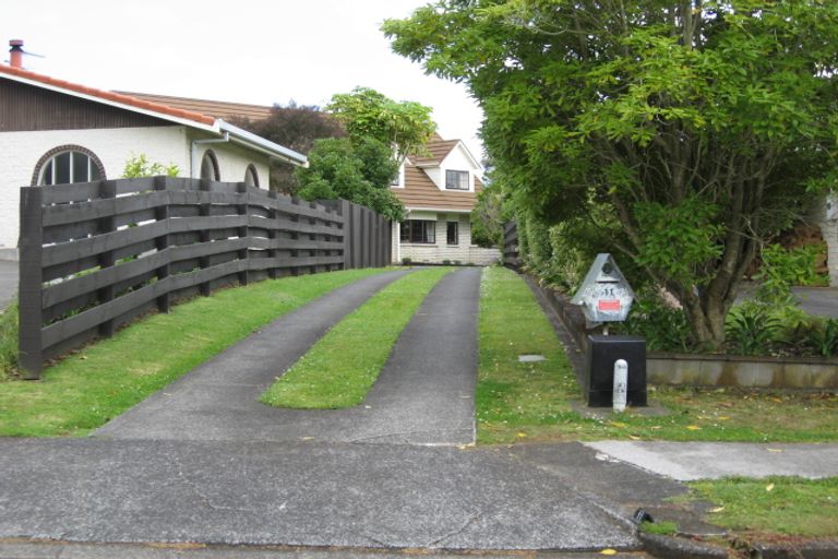 Photo of property in 11 Revell Court, Pukekohe, 2120