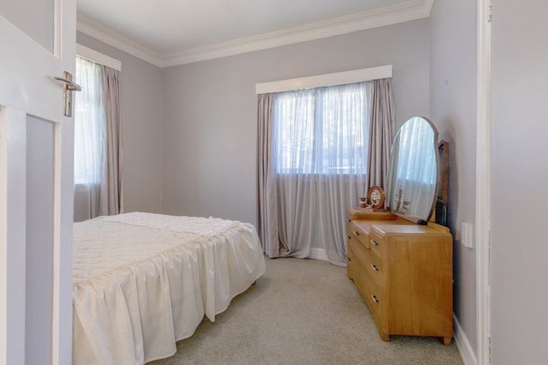 Photo of property in 5 Ruataniwha Street, Waipukurau, 4200