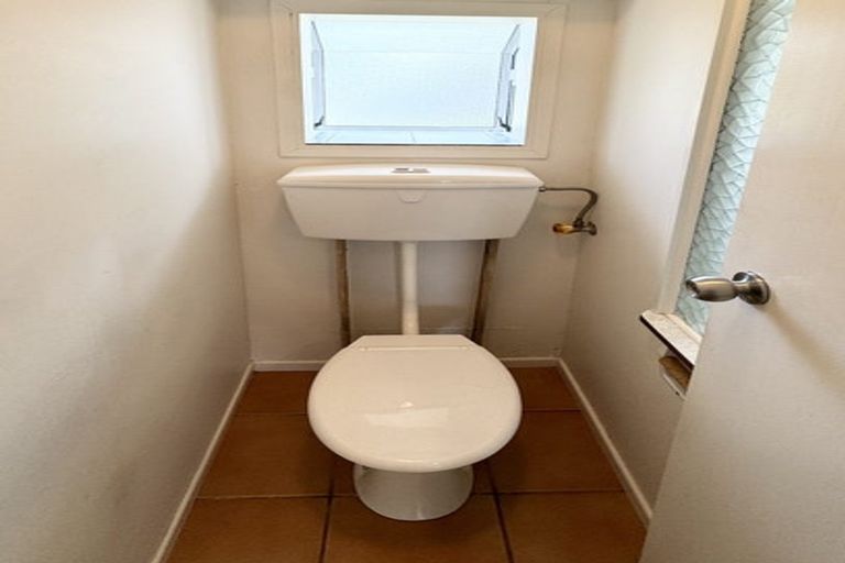 Photo of property in 36 Pooks Road, Ranui, Auckland, 0612