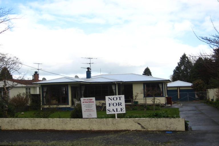 Photo of property in 63 Kent Street, Carterton, 5713