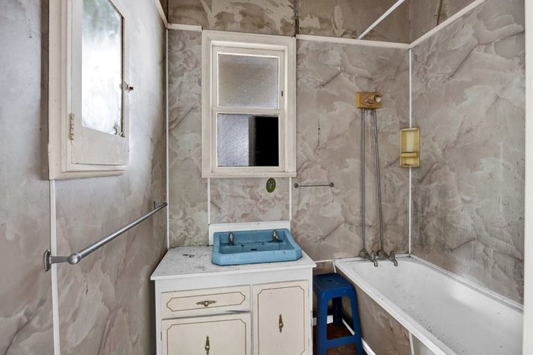 Photo of property in 40 Smith Street, Waverley, 4510