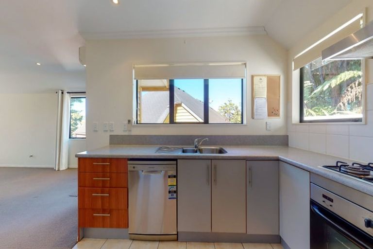 Photo of property in 35 Futuna Close, Karori, Wellington, 6012